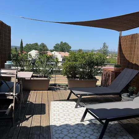 Nuitee En Provence شقة فندقية
